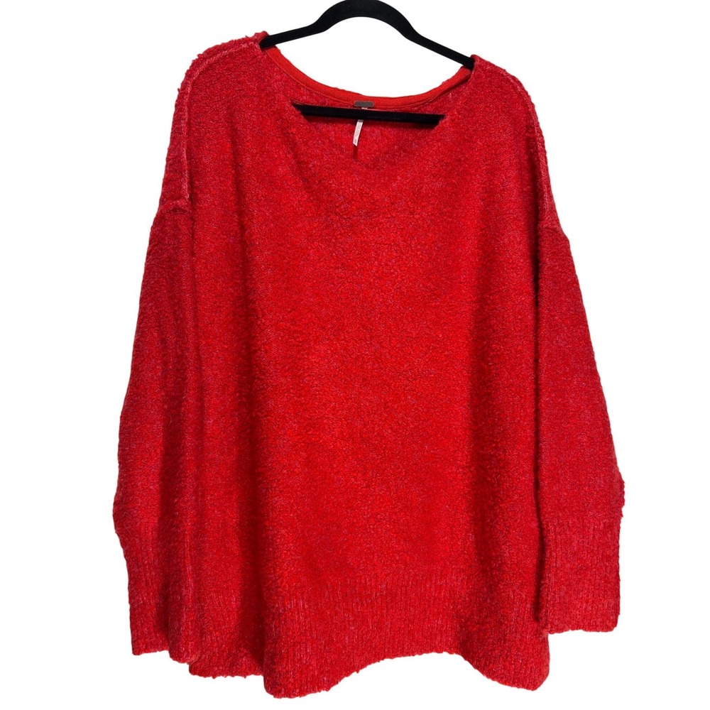 Free People Moira Oversized Boucle Knit Sweater Cherry Fizz Size M Slouchy Cozy